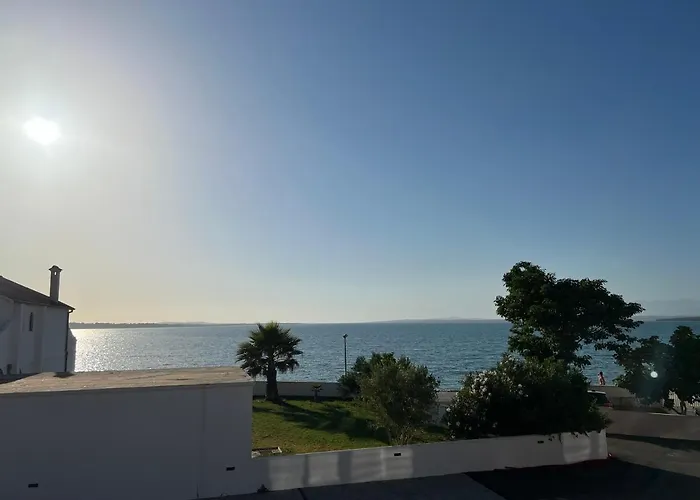 - Kera